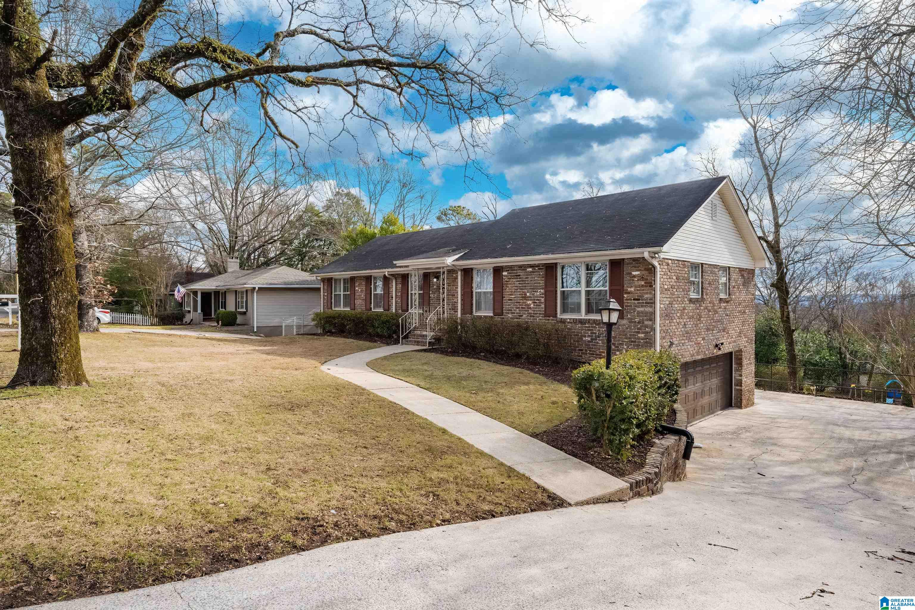 951 Shades Crest Road Birmingham, AL 35226 - Photo 3 of 28