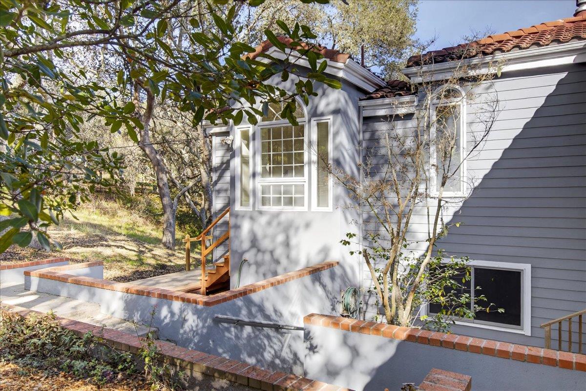 11827 Saddle Road Monterey, CA 93940 - Photo 4 of 75