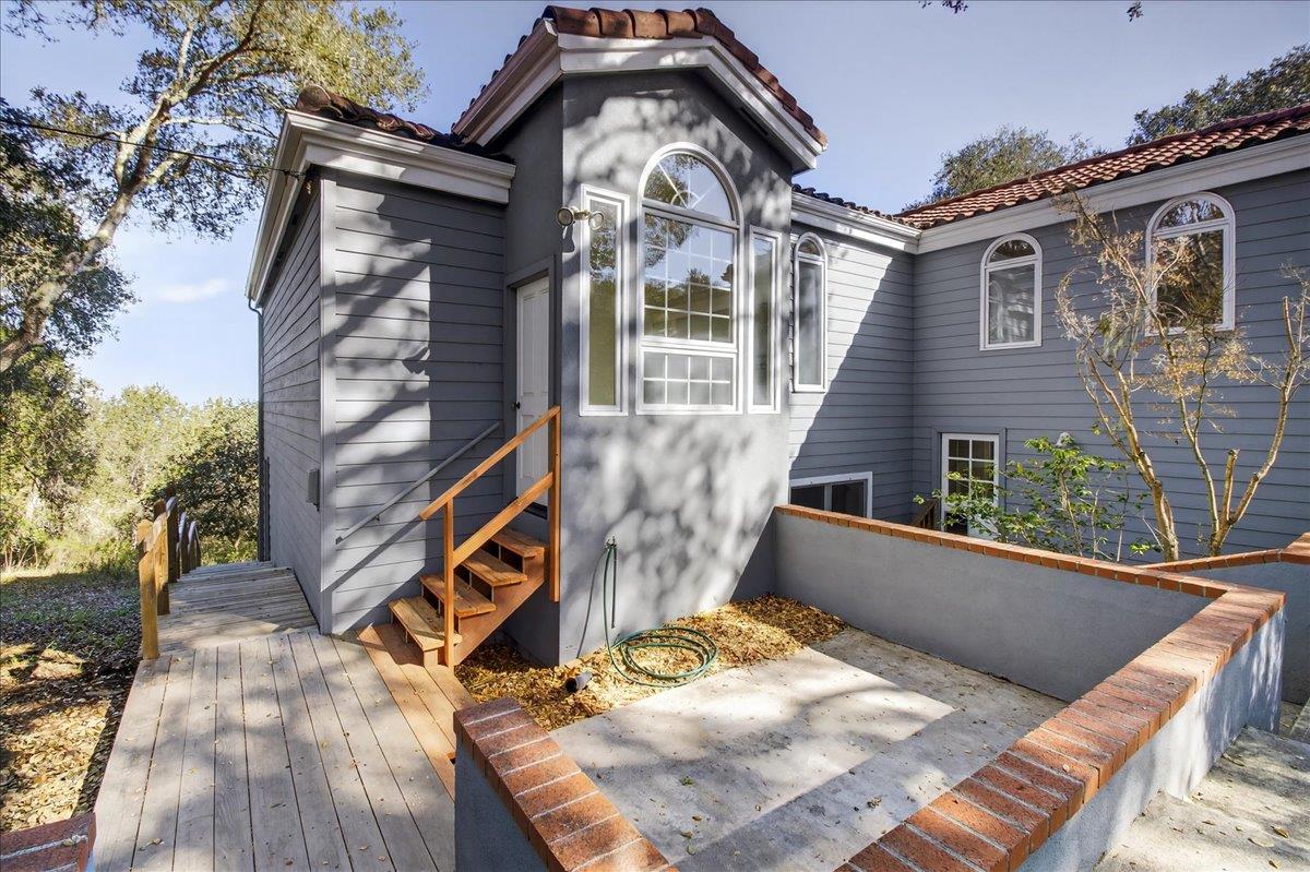 11827 Saddle Road Monterey, CA 93940 - Photo 5 of 75