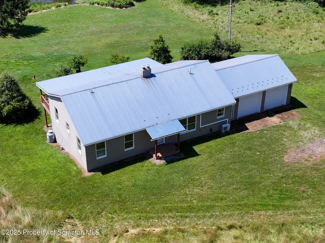 $499,000 | 5290 Irish Hill Road, Montrose, PA 18801