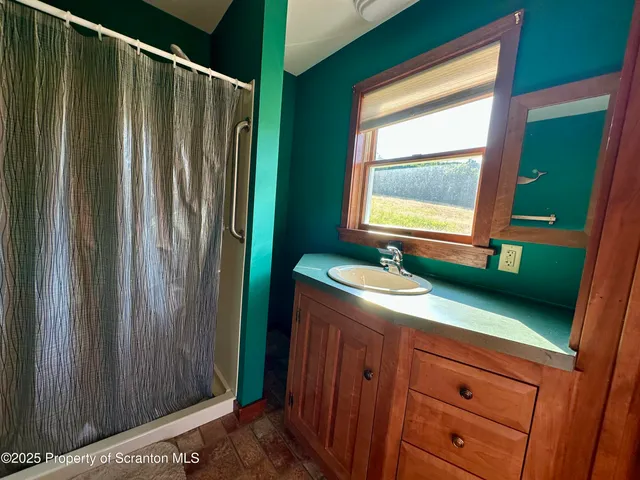 $499,000 | 5290 Irish Hill Road, Montrose, PA 18801