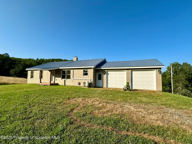 $499,000 | 5290 Irish Hill Road, Montrose, PA 18801