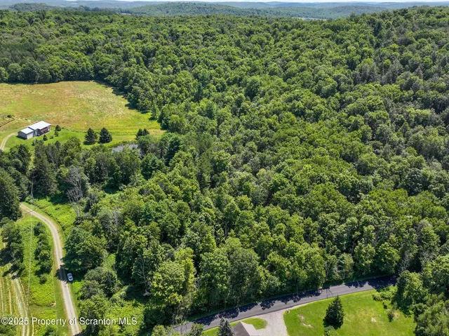 $499,000 | 5290 Irish Hill Road, Montrose, PA 18801