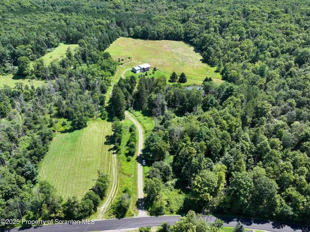 $499,000 | 5290 Irish Hill Road, Montrose, PA 18801