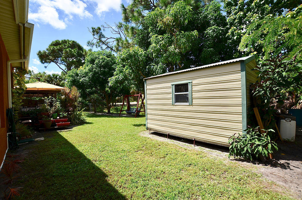 2614 Southwest Ace Road Port St. Lucie, FL 34953 - Photo 45 of 53 fullsizeoutput_31eac