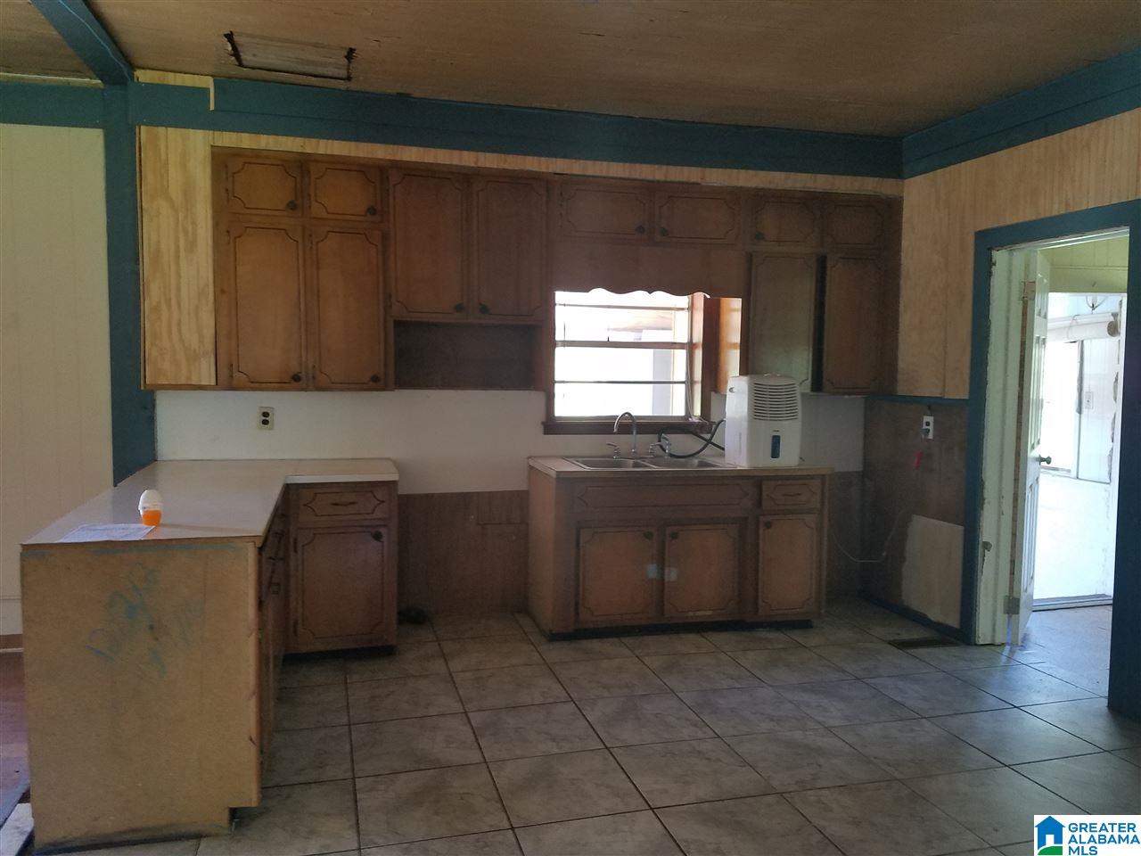 9924 Cato Road Warrior, AL 35180 - Photo 5 of 10