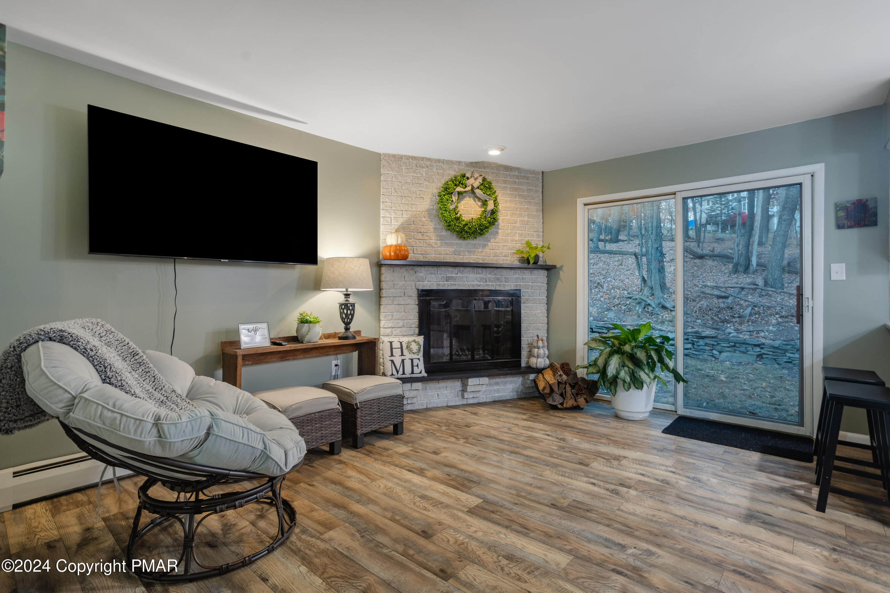 6437 Crestview Road Swiftwater, PA 18370 - Photo 12 of 28 6437 Crestview Rd-26