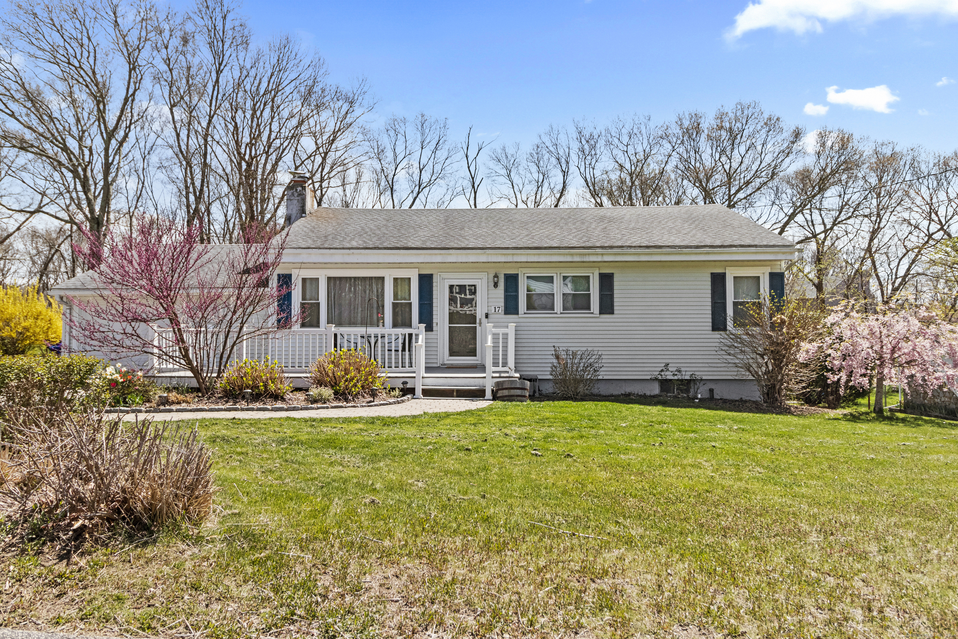 17 Rock Ridge Road Waterford, CT 06385 - Photo 1 of 1