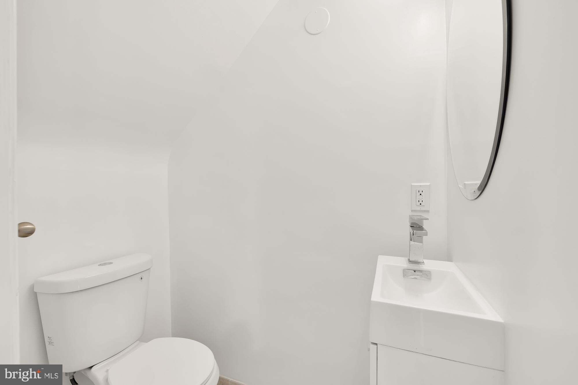 541 4th Street Southeast Washington, DC 20003 - Photo 11 of 33 Gallery Image 11
