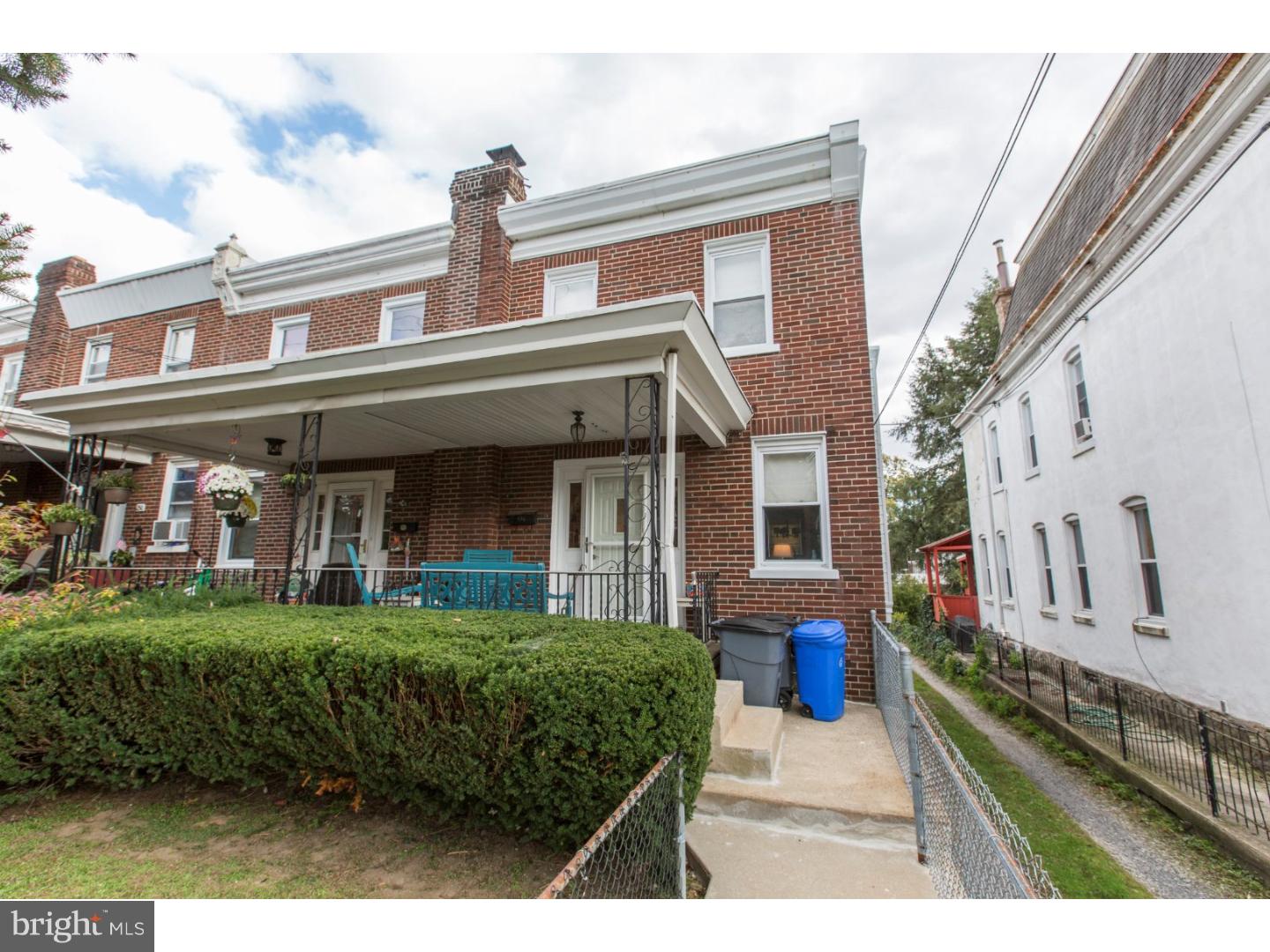 246 Rochelle Avenue Philadelphia, PA 19128 - Photo 2 of 19 Gallery Image 2