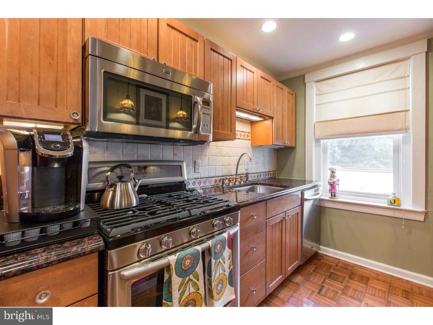 246 Rochelle Avenue Philadelphia, PA 19128 - Photo 12 of 19 Gallery Image 12