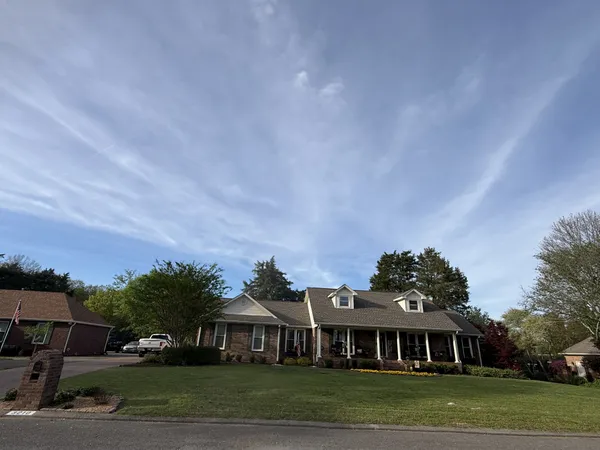 $599,900 | 3210 Windsor Green Drive, Murfreesboro, TN 37129