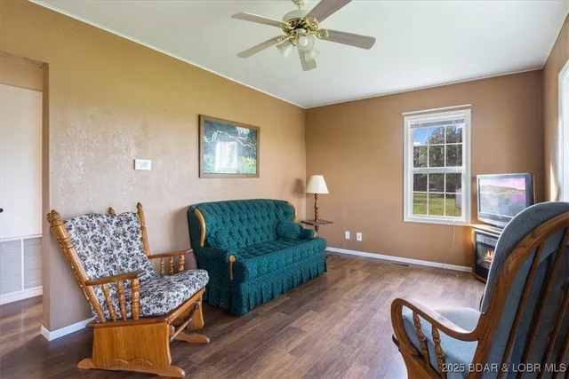 $165,900 | 3 Hwy Jj, Tuscumbia, MO 65082