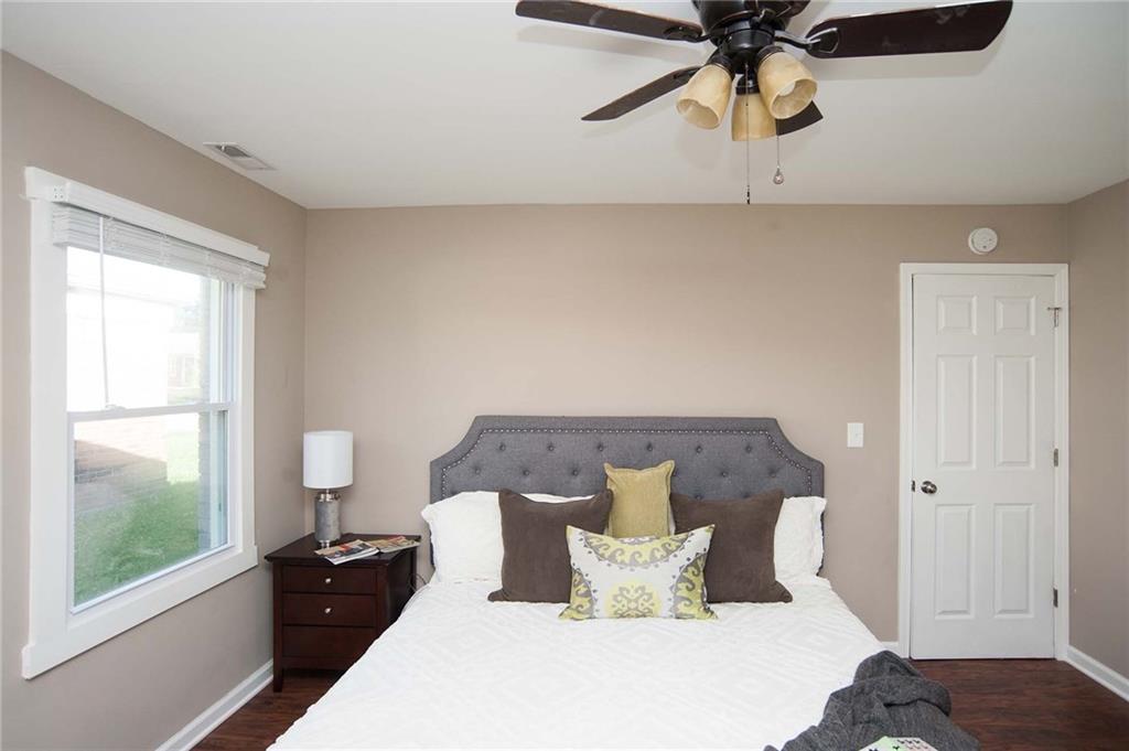 7904 Roy Road Indianapolis, IN 46219 - Photo 16 of 26 Gallery Image 16