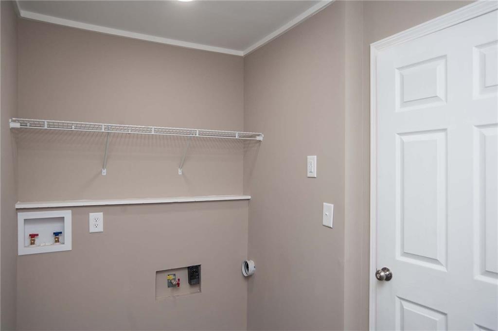7904 Roy Road Indianapolis, IN 46219 - Photo 23 of 26 Gallery Image 23
