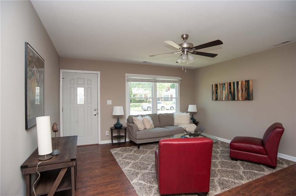 7904 Roy Road Indianapolis, IN 46219 - Photo 6 of 26 Gallery Image 6
