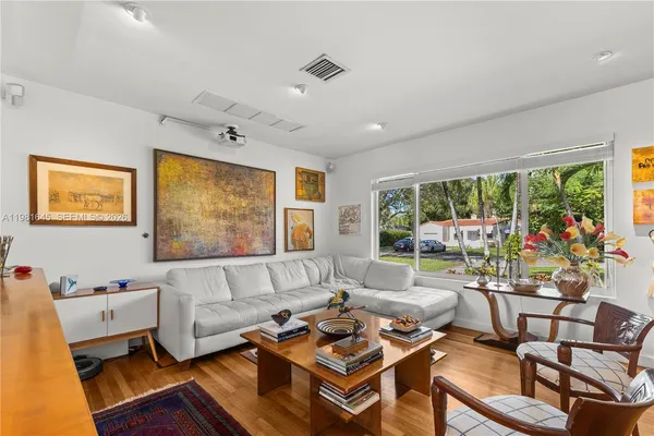 $11,000 | 70 Northeast 97th Street, Miami Shores, FL 33138