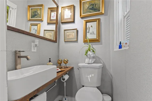 $11,000 | 70 Northeast 97th Street, Miami Shores, FL 33138