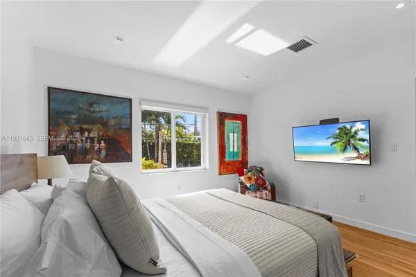 $11,000 | 70 Northeast 97th Street, Miami Shores, FL 33138