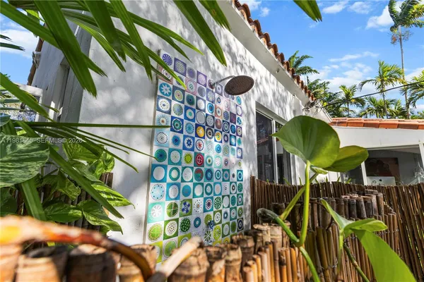 $11,000 | 70 Northeast 97th Street, Miami Shores, FL 33138
