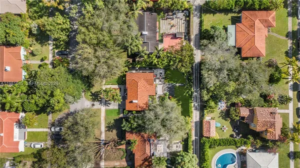 $11,000 | 70 Northeast 97th Street, Miami Shores, FL 33138
