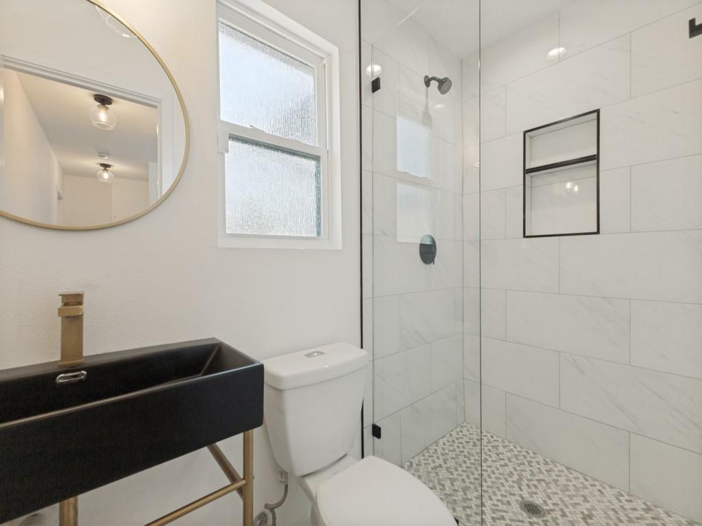 6716 Roundrock Road Dallas, TX 75248 - Photo 30 of 36