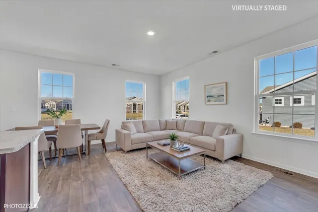 $280,000 | 2274 Cypress Court, Unit 3211, Wonder Lake, IL 60097