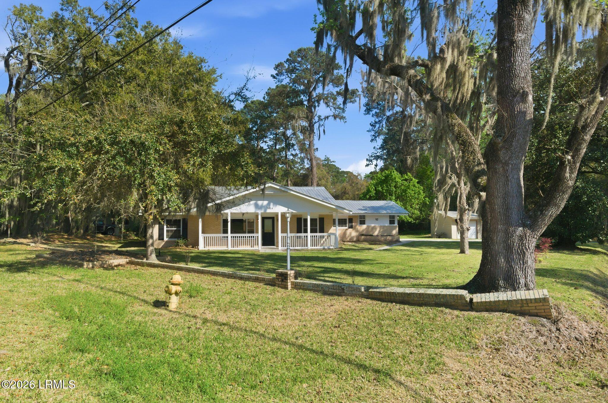 3014 Shell Point Road Beaufort, SC 29906 - Photo 38 of 45 lp2603221-1000
