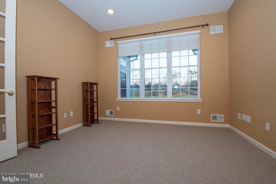 110 Wild Dunes Way Jackson, NJ 08527 - Photo 46 of 82 an empty room with furniture and closet