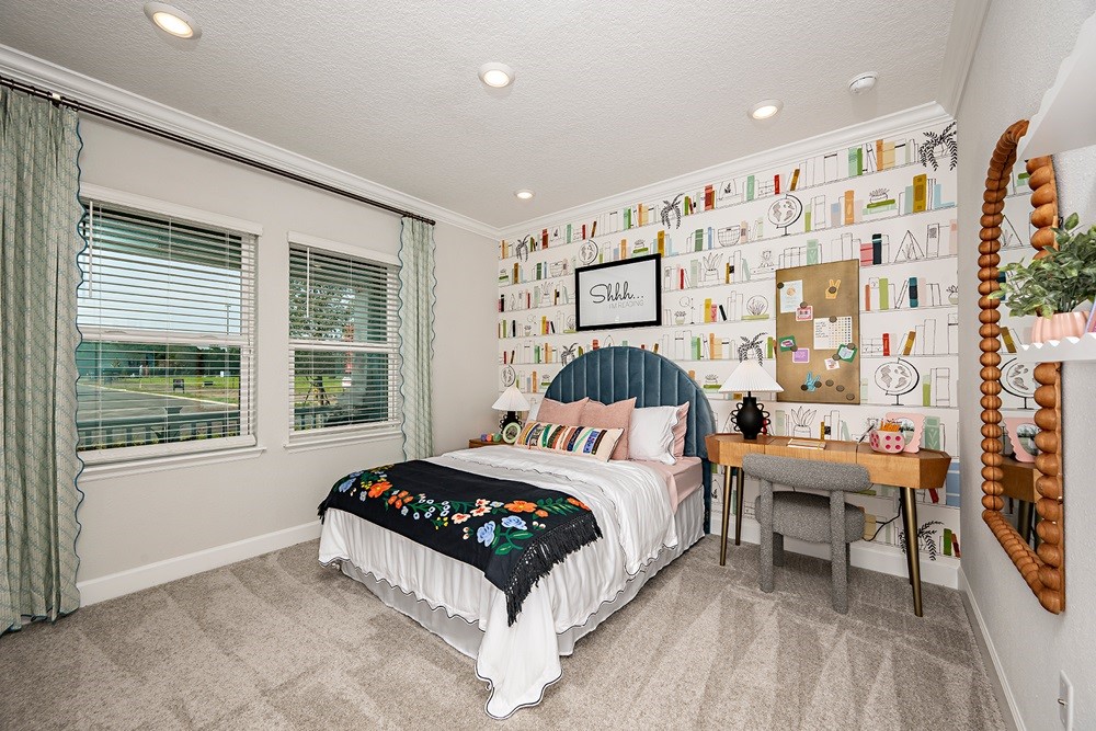 86646 Swift Launch Path Yulee, FL 32097 - Photo 18 of 30 a bedroom with a bed and a window