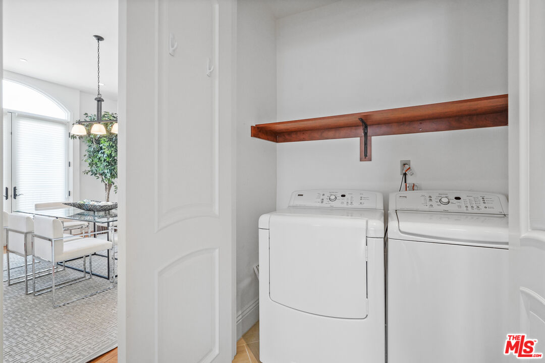420 South Hamel Road, Unit PH1 Los Angeles, CA 90048 - Photo 28 of 30