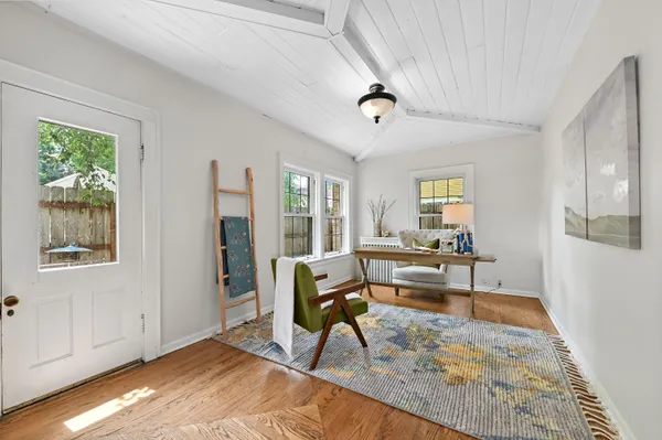 $1,195,000 | 2225 North Lake Drive, Milwaukee, WI 53202