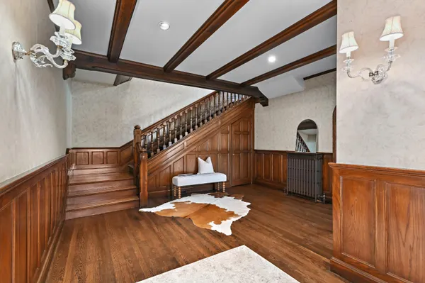 $1,195,000 | 2225 North Lake Drive, Milwaukee, WI 53202