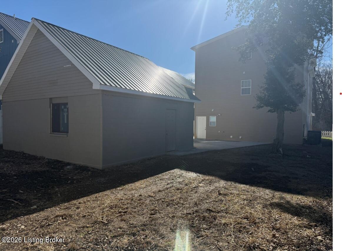12411 Berrytown Road Louisville, KY 40223 - Photo 11 of 44 10