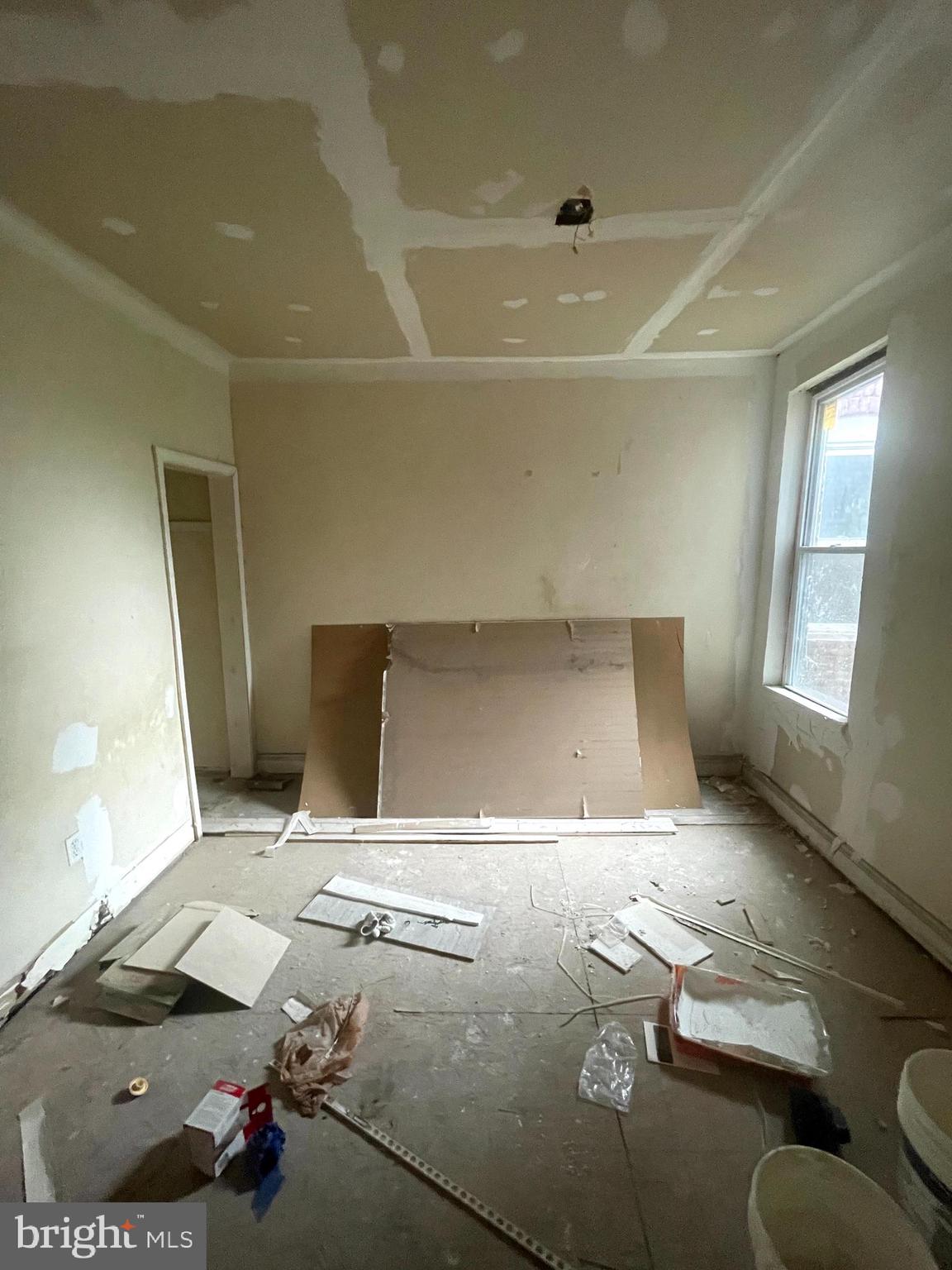 2007 East Hoffman Street Baltimore, MD 21213 - Photo 4 of 12