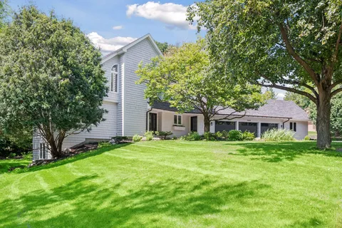 $1,699,000 | 5804 Schaefer Road, Edina, MN 55436