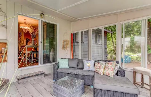 $340,000 | 1630 Weymouth Street, West Bloomfield, MI 48324