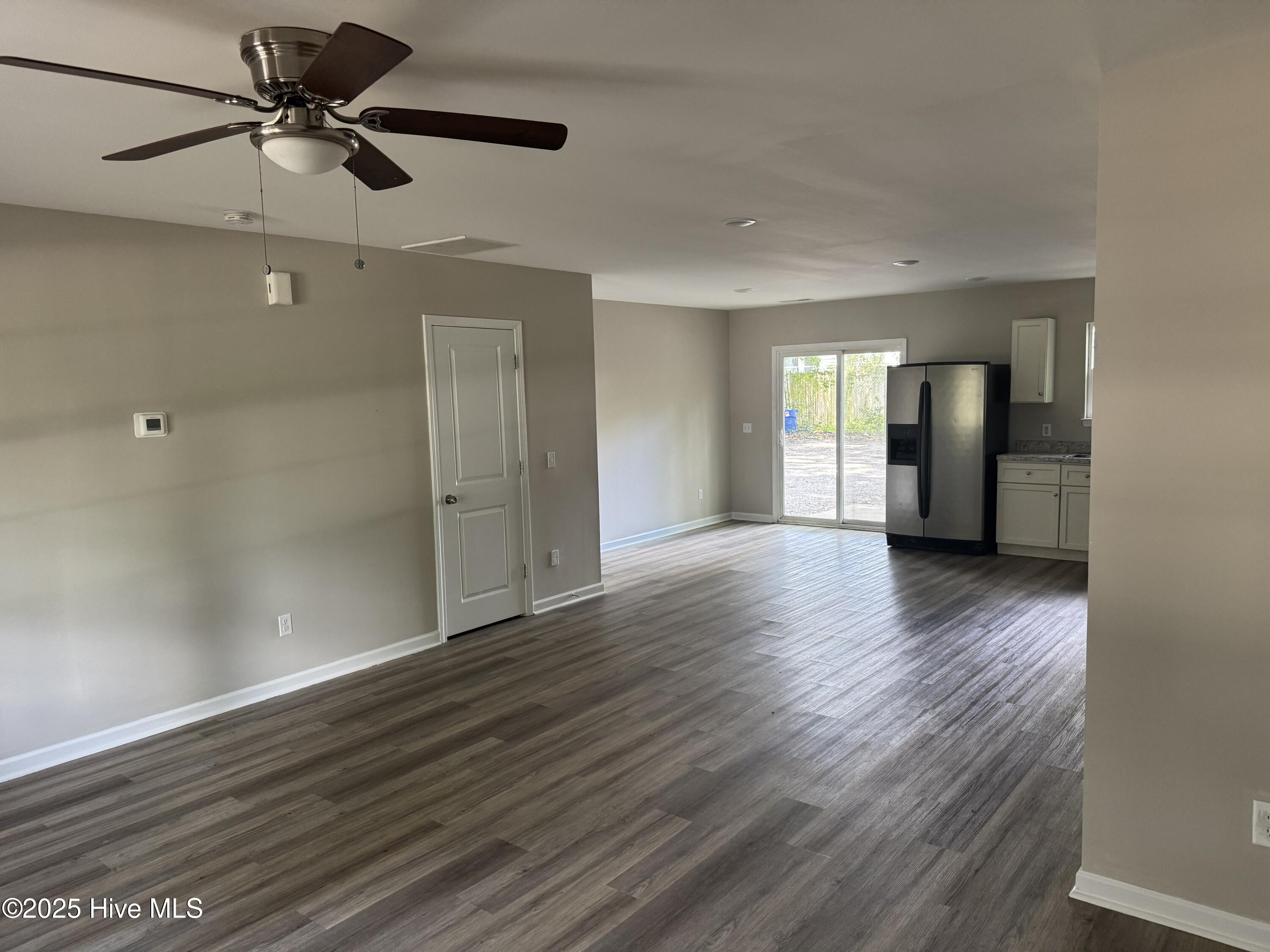 5321 Park Avenue Wilmington, NC 28403 - Photo 3 of 17 IMG_3447