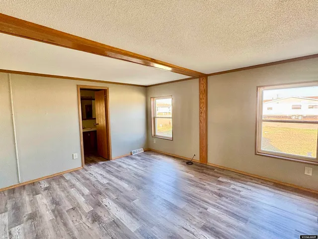 $225,000 | 176 Glencoe Way, Buffalo, WY 82834