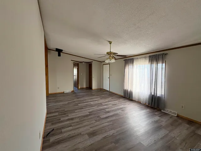 $225,000 | 176 Glencoe Way, Buffalo, WY 82834