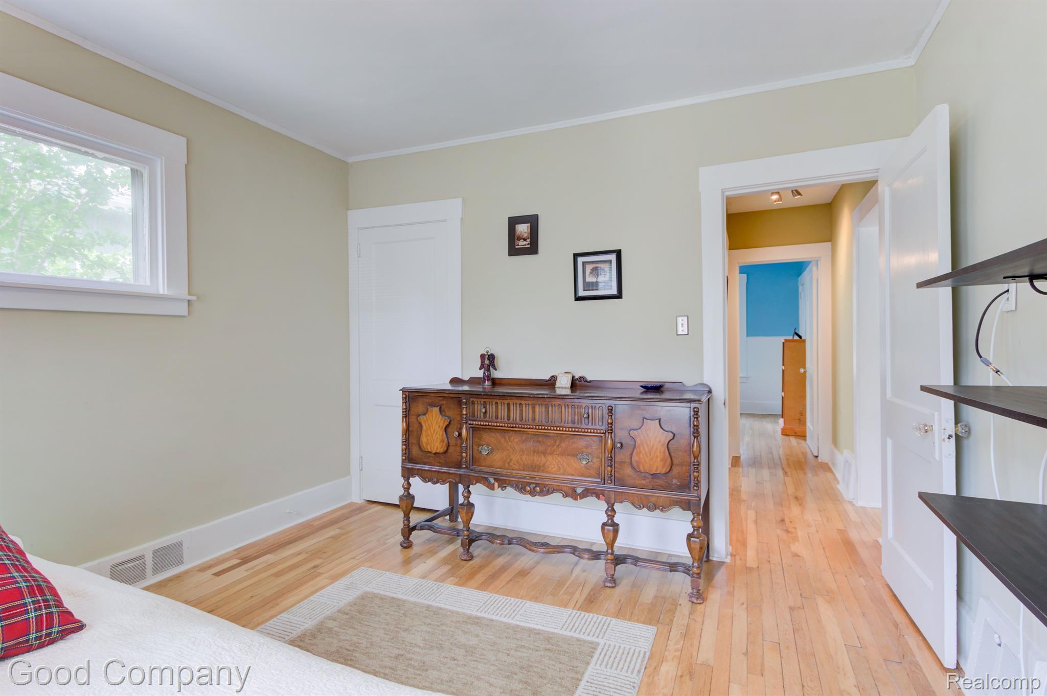 2164 Earlmont Road Berkley, MI 48072 - Photo 17 of 47 Gallery Image 17