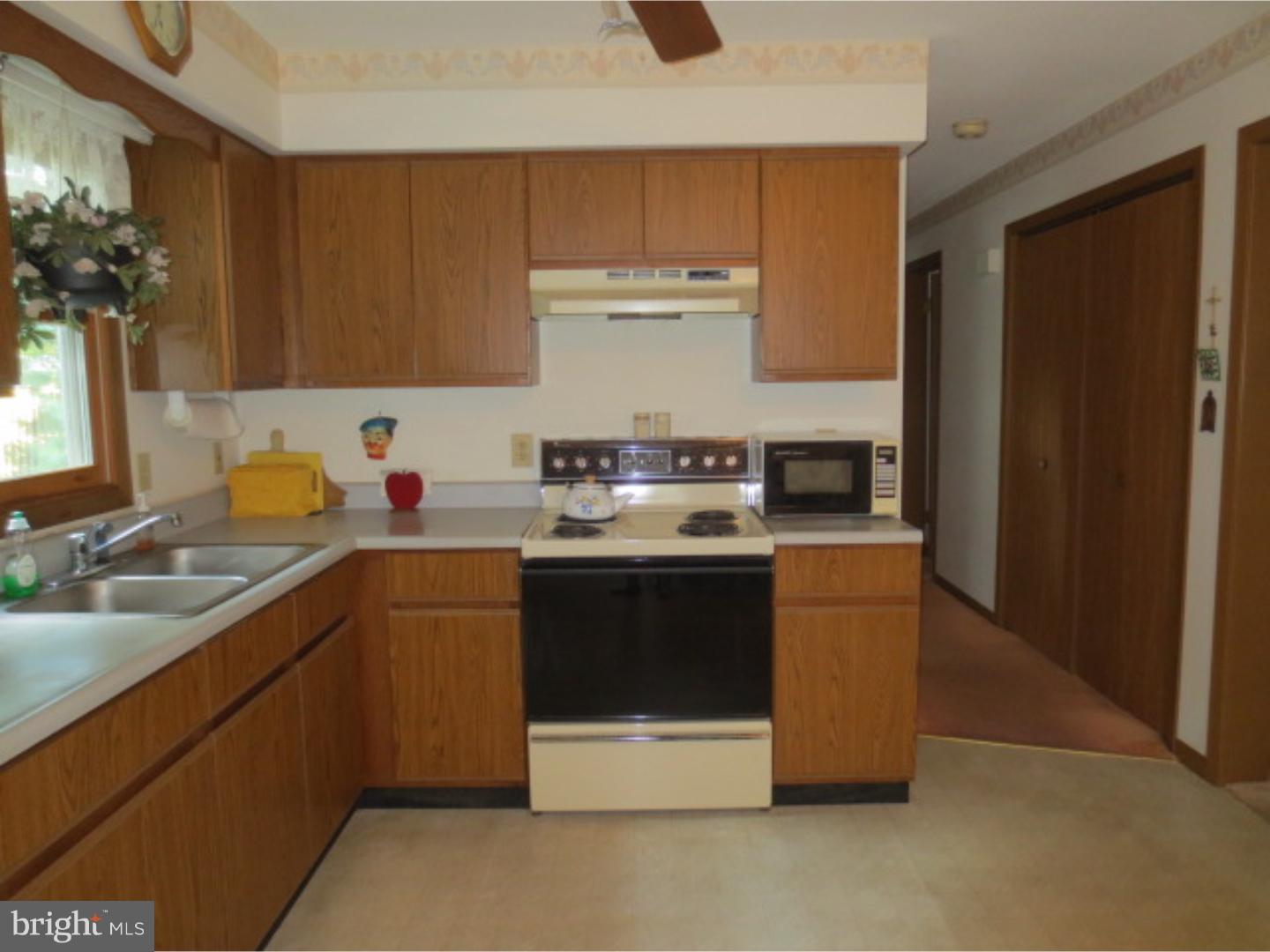 56 Queen Road Millville, NJ 08332 - Photo 11 of 25 Gallery Image 11