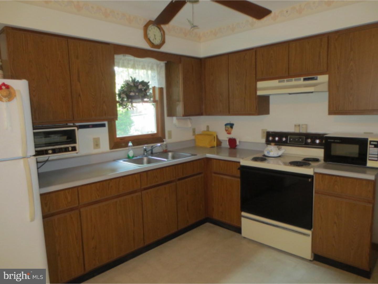56 Queen Road Millville, NJ 08332 - Photo 9 of 25 Gallery Image 9