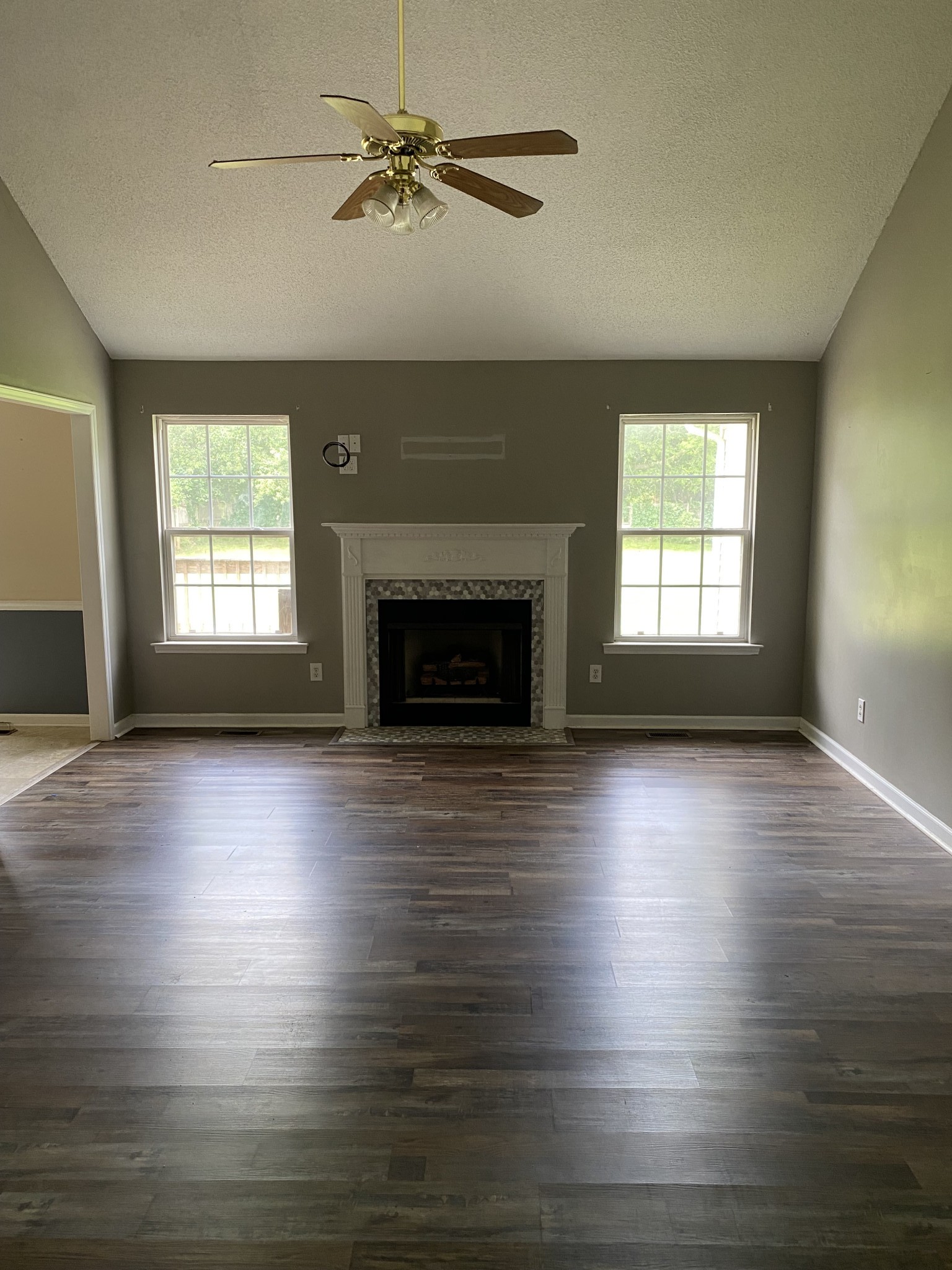 231 Shrewsbury Road Murfreesboro, TN 37129 - Photo 4 of 8 Gallery Image 4