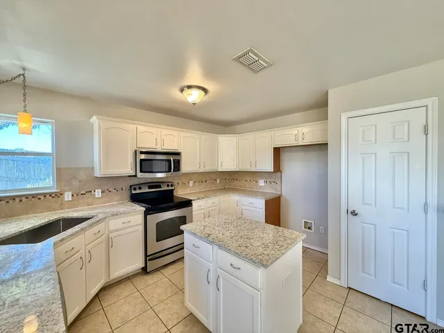 $2,095 | 5642 Palo Pinto Drive, Tyler, TX 75707