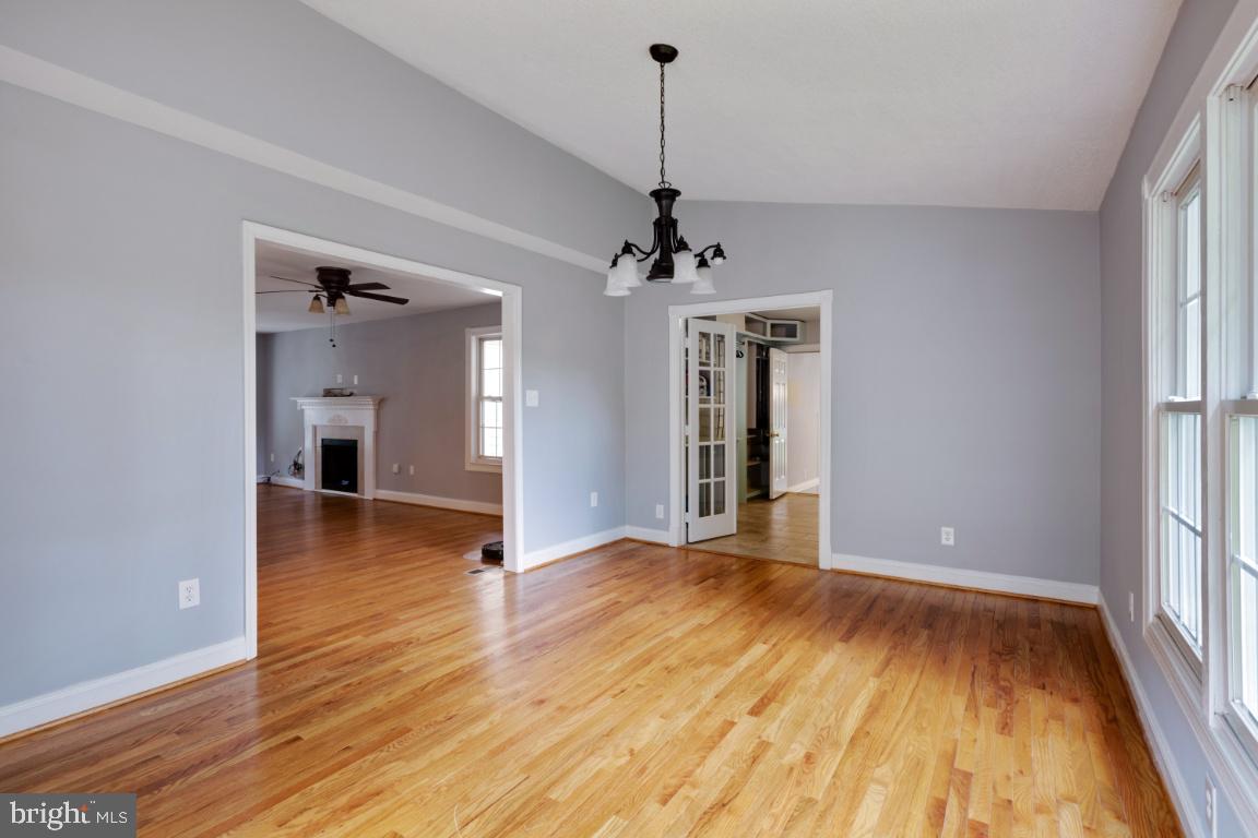 15368 Rocky Ridge Lane Culpeper, VA 22701 - Photo 8 of 35 Dining room