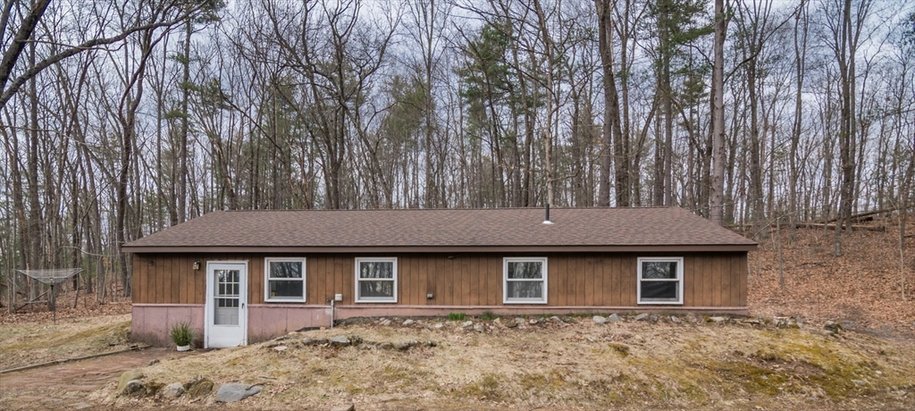 90 East Taylor Hill Road Montague, MA 01351 - Photo 3 of 28