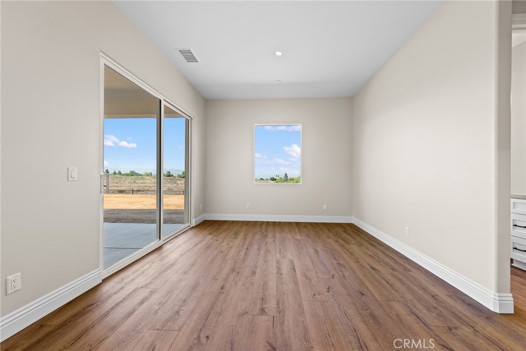 7925 Featherstone Court Riverside, CA 92506 - Photo 15 of 20 Gallery Image 15
