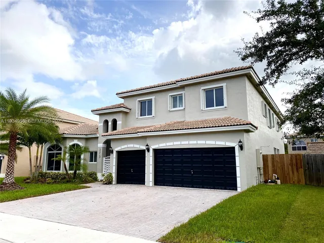 $5,000 | 2239 Southeast 19th Avenue, Unit 2239, Homestead, FL 33035