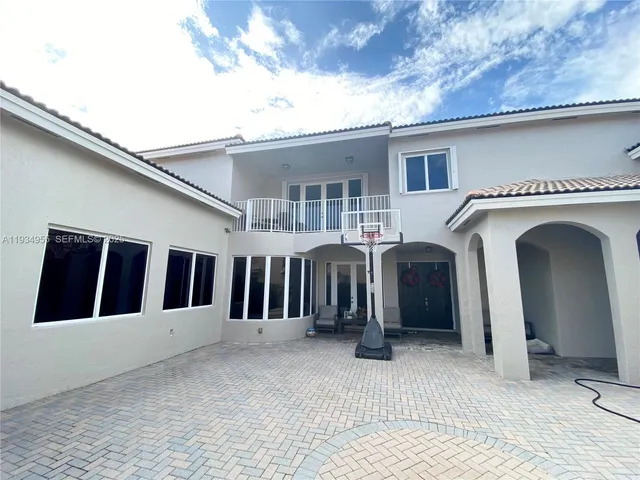 $5,000 | 2239 Southeast 19th Avenue, Unit 2239, Homestead, FL 33035